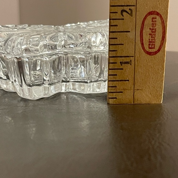 Stunning Butterfly Shaped Cut Crystal Glass Trinket Dish With Lid. EUC - Picture 8 of 8